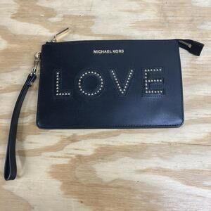 MICHAEL MICHAEL KORS MEDIUM GUSSET LEATHER LOVE WRISTLET IN BLACK NWOT